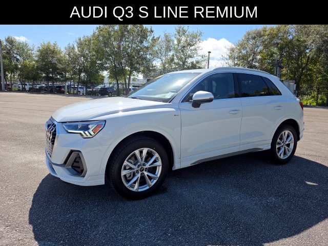 Used 2024 Audi Q3 2.0T Premium AWD/4WD image 7