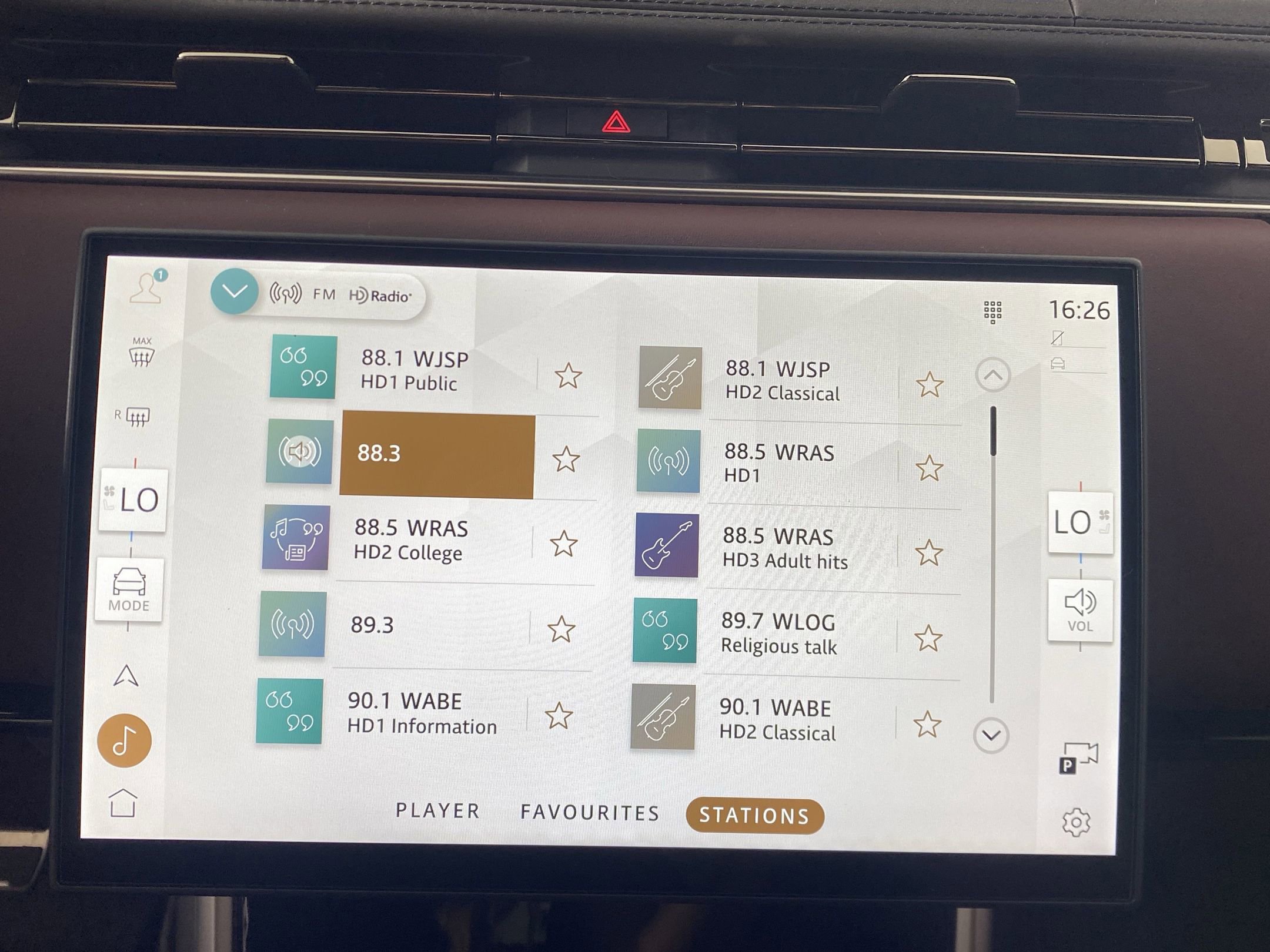 New 2025 Land Rover Range Rover SE image 22
