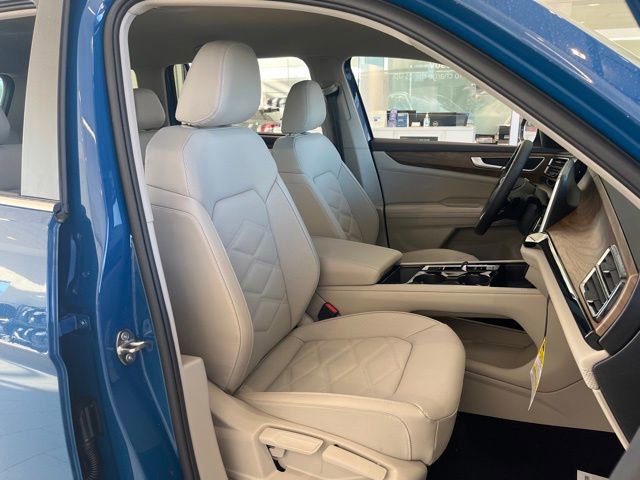 New 2025 Volkswagen Atlas SE image 26