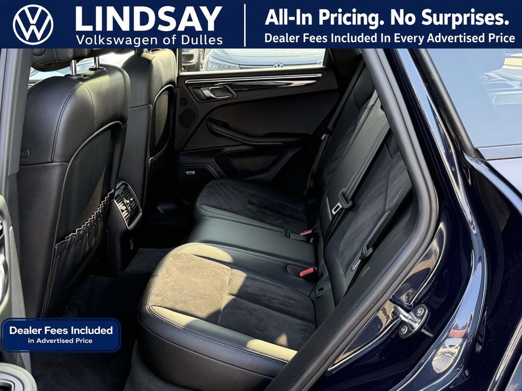 Used 2021 Porsche Macan AWD/4WD image 11