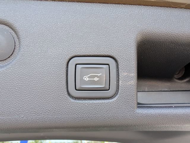Used 2024 Chevrolet Equinox LT FWD image 20
