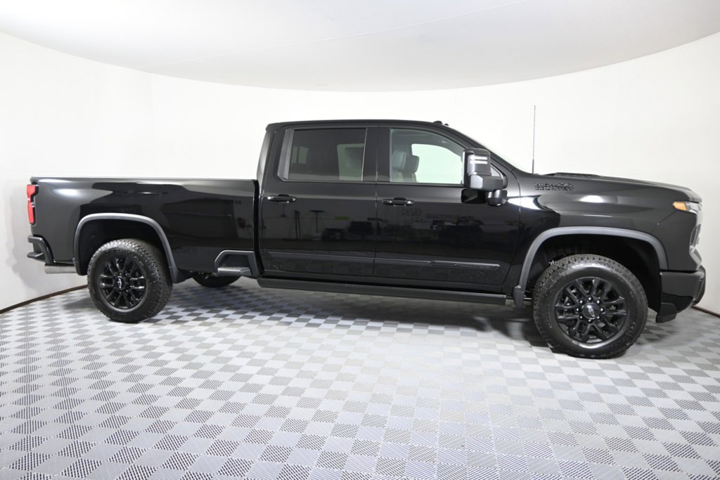 New 2026 Chevrolet Silverado 2500 High Country w/ High Country Premium Package image 9