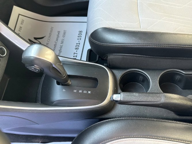 Used 2022 Chevrolet Trax LT w/ LT Convenience Package image 20