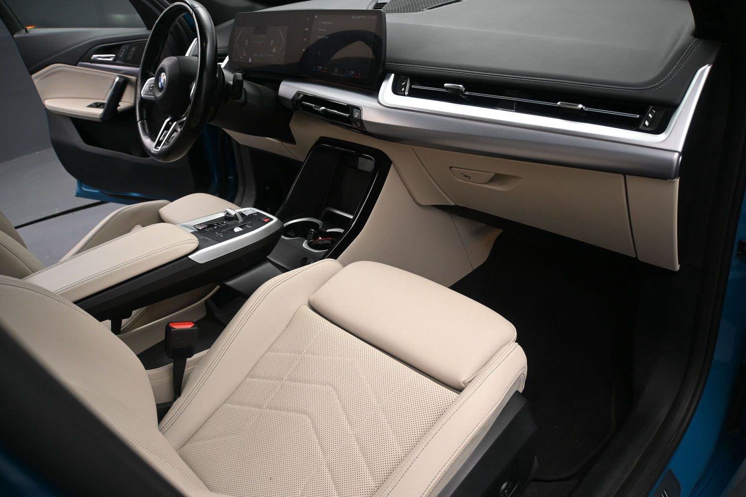 Used 2023 BMW X1 xDrive28i w/ M Sport Package AWD/4WD image 20