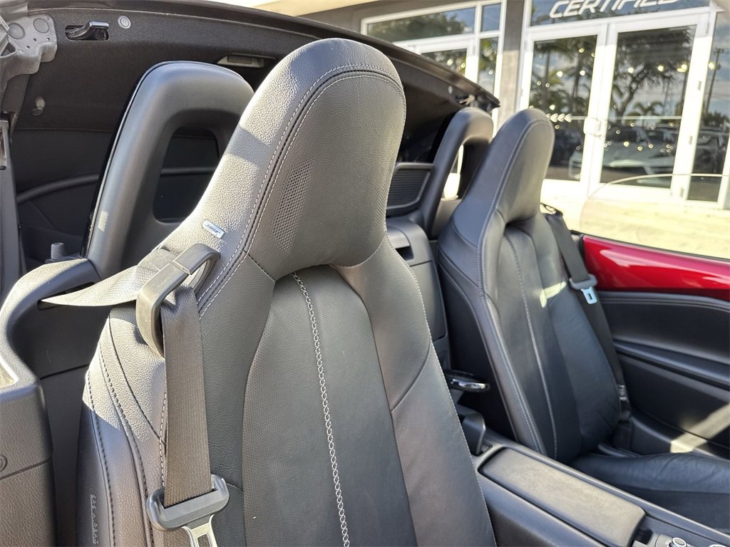 Used 2022 MAZDA MX-5 Miata Grand Touring w/ Weather Package image 46