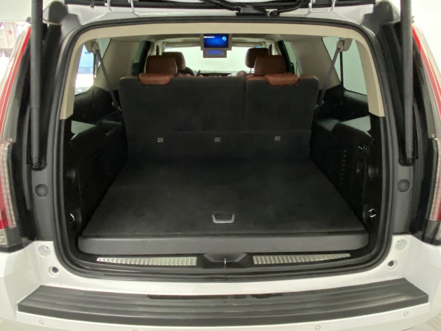Used 2016 Cadillac Escalade ESV Premium image 44