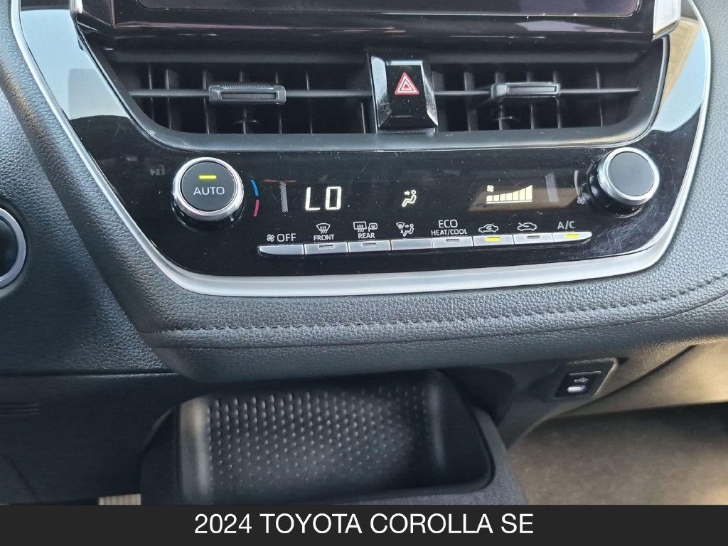 Used 2024 Toyota Corolla SE FWD image 22