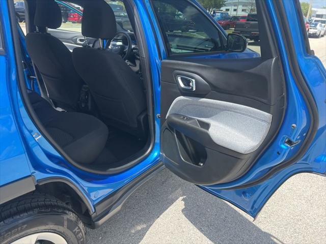 Certified 2024 Jeep Compass Sport image 43