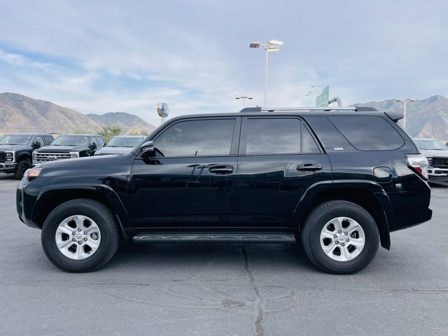 Used 2023 Toyota 4Runner SR5 Premium image 4