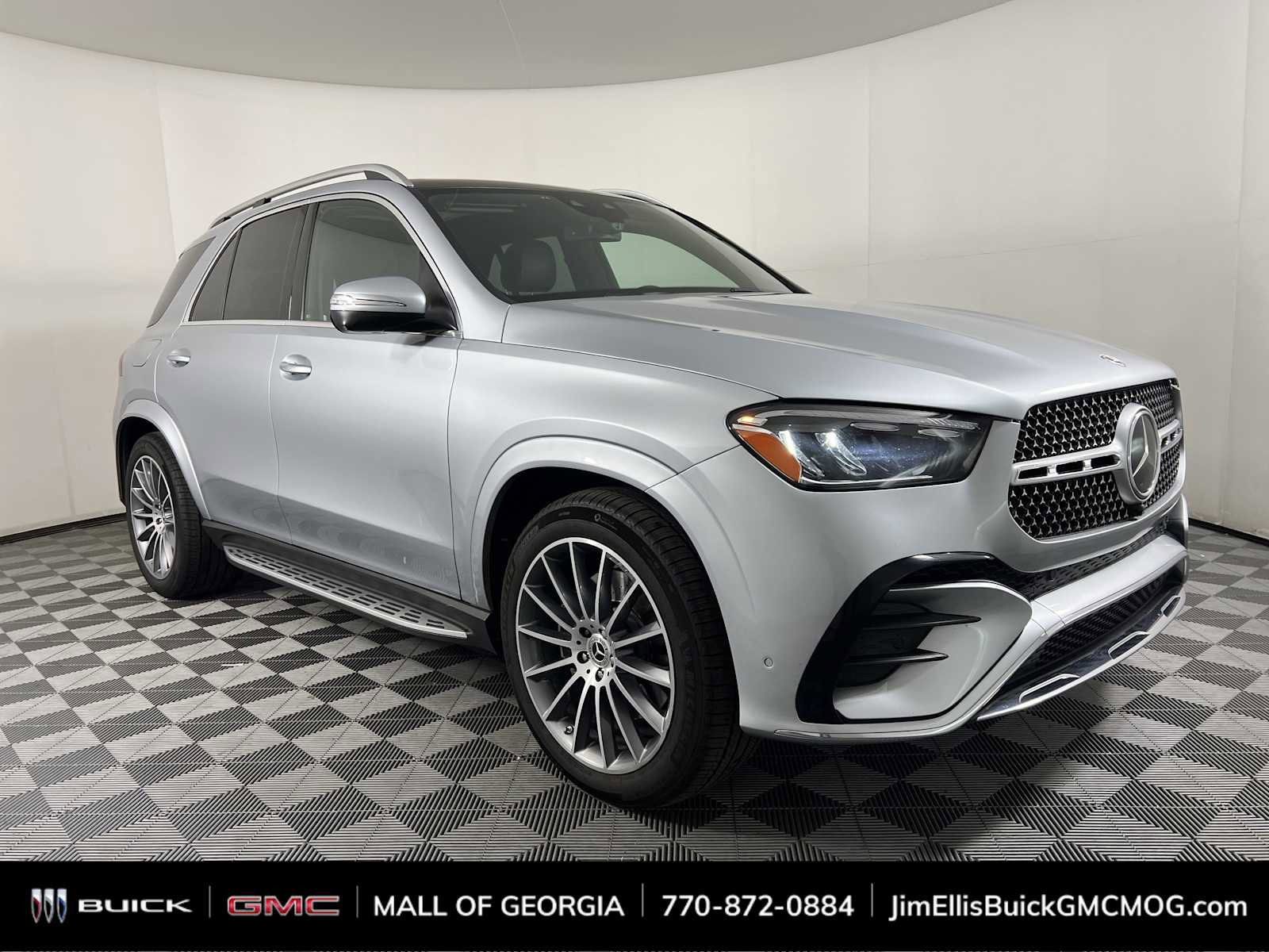 Used 2024 Mercedes-Benz GLE 450 4MATIC image 1