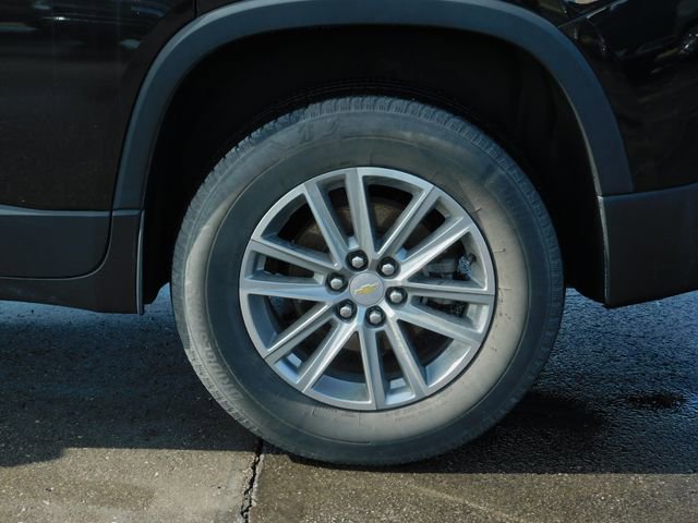 Used 2023 Chevrolet Traverse LT image 10