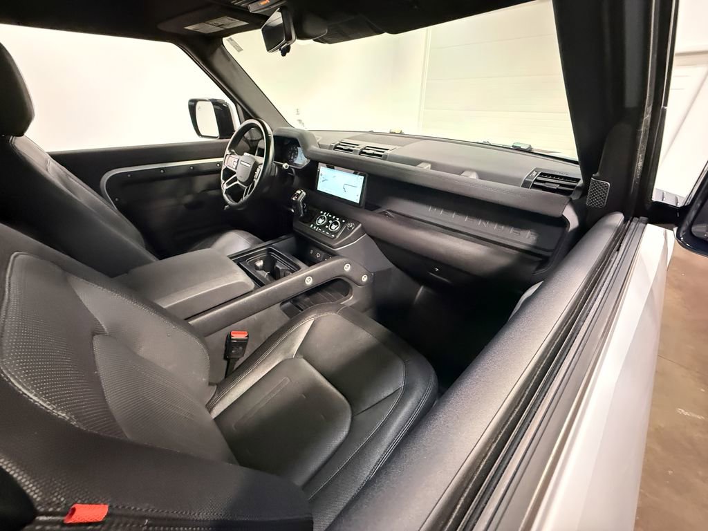 Used 2022 Land Rover Defender 90 X-Dynamic S AWD/4WD image 55
