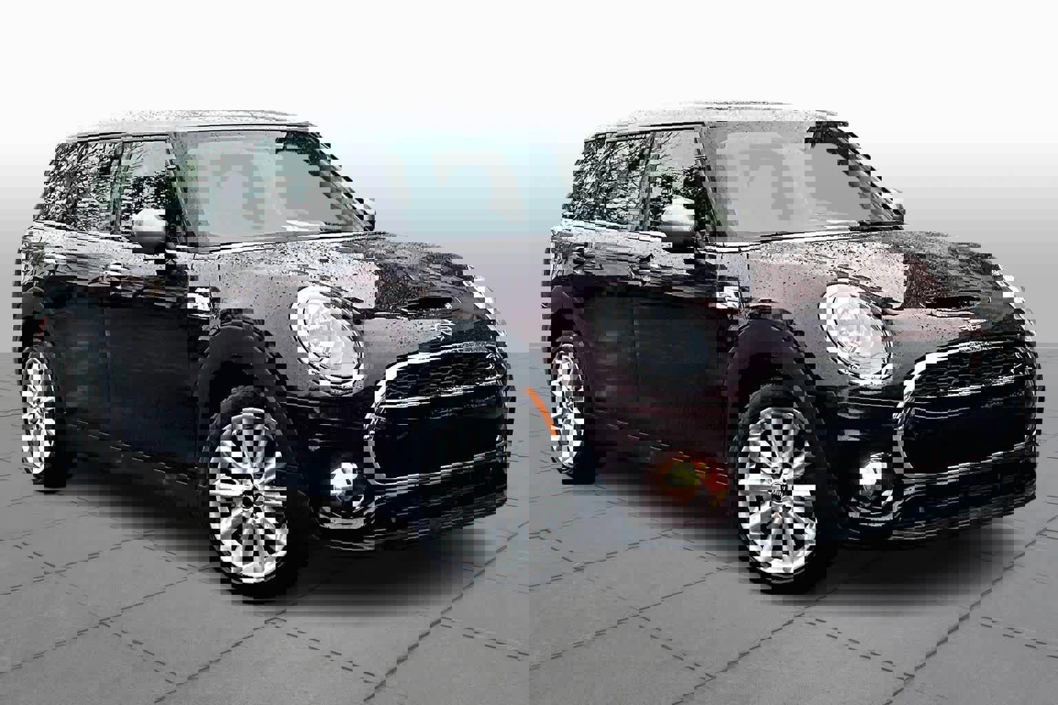 Used 2019 MINI Cooper Clubman S image 2