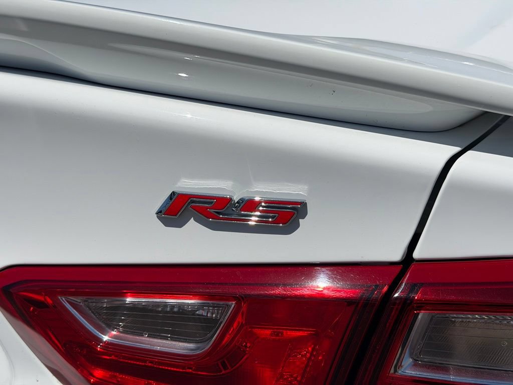 Used 2025 Chevrolet Malibu RS FWD image 8