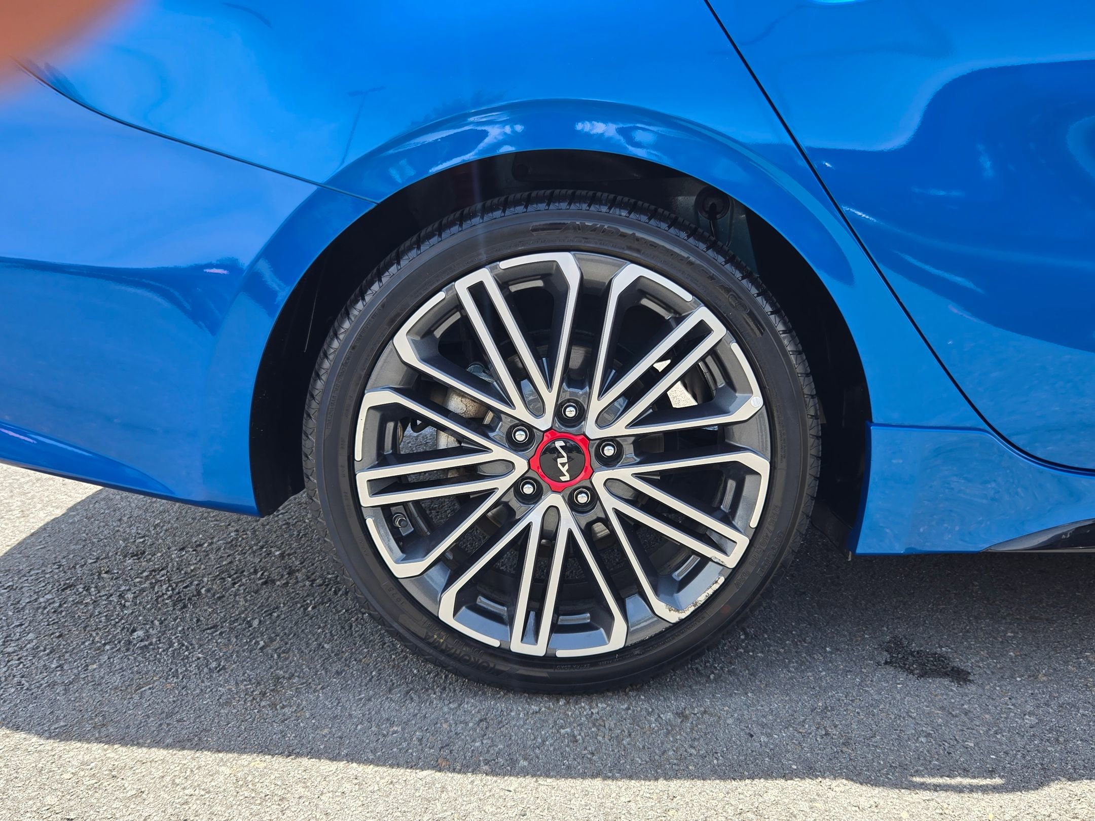 Used 2024 Kia Forte GT FWD image 17