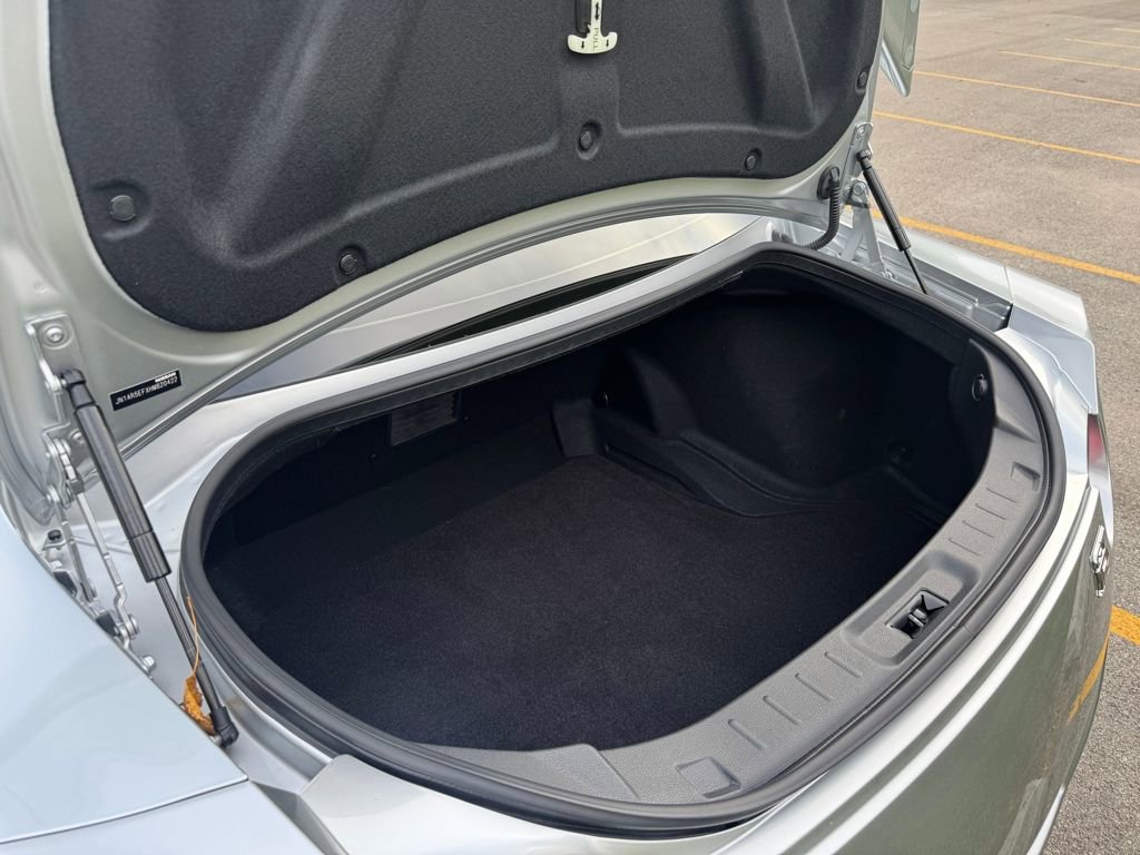 Used 2017 Nissan GT-R Premium w/ Premium Interior Package image 48