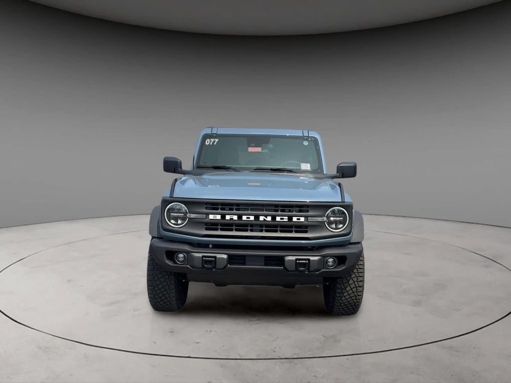 New 2024 Ford Bronco Black Diamond w/ Sasquatch Package AWD/4WD image 2