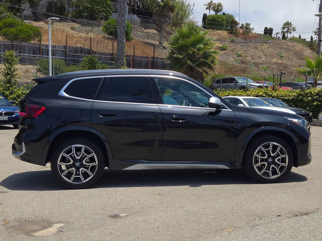 Used 2023 BMW X1 xDrive28i w/ Convenience Package AWD/4WD image 4