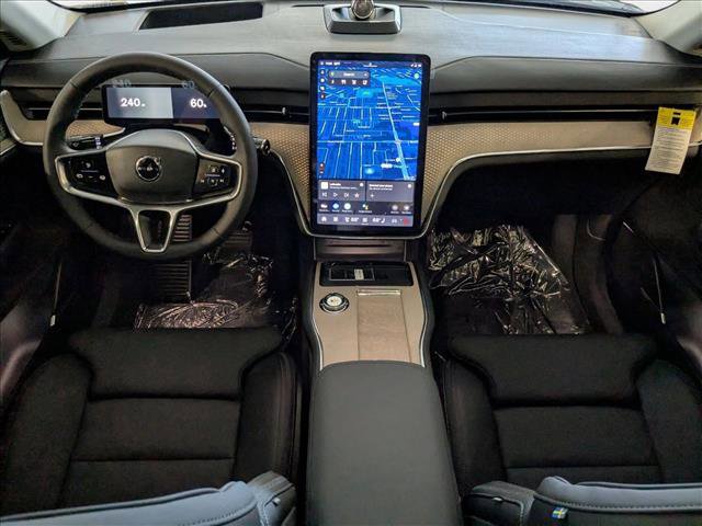 New 2025 Volvo EX90 Ultra image 15