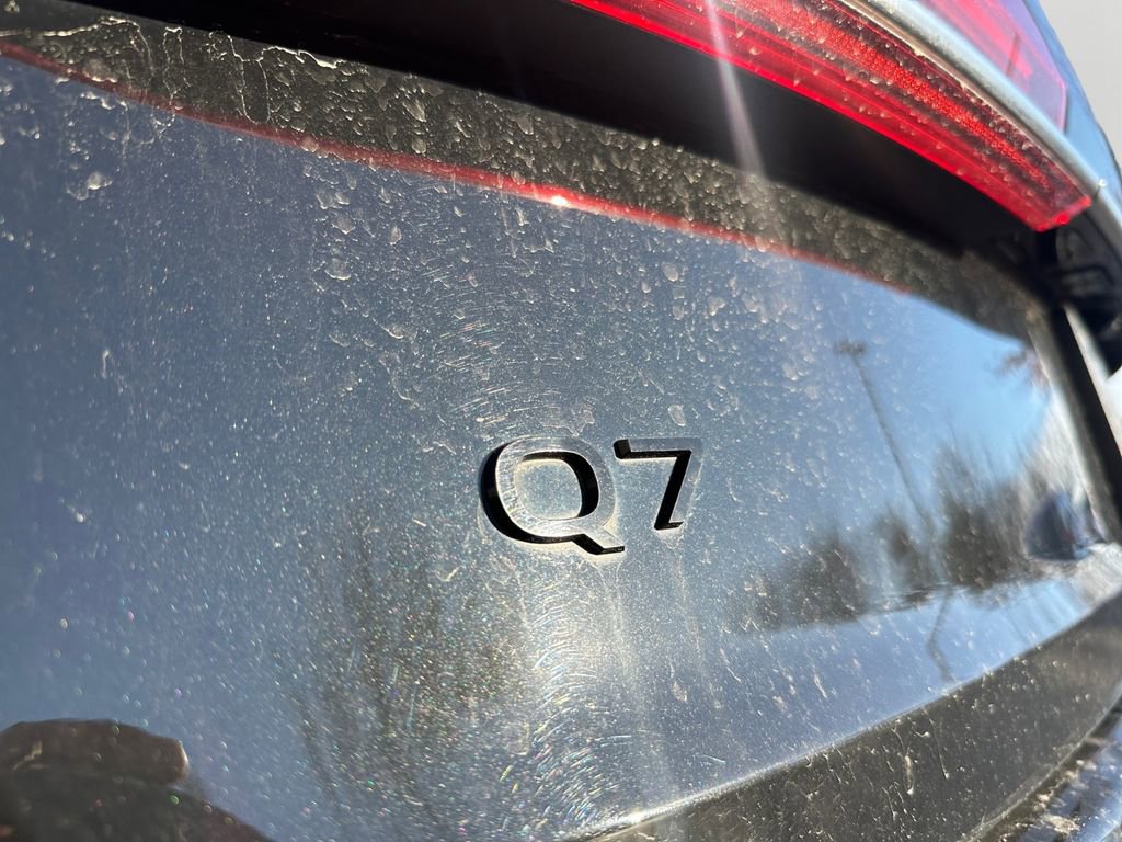 Used 2025 Audi Q7 3.0T Premium Plus AWD/4WD image 31