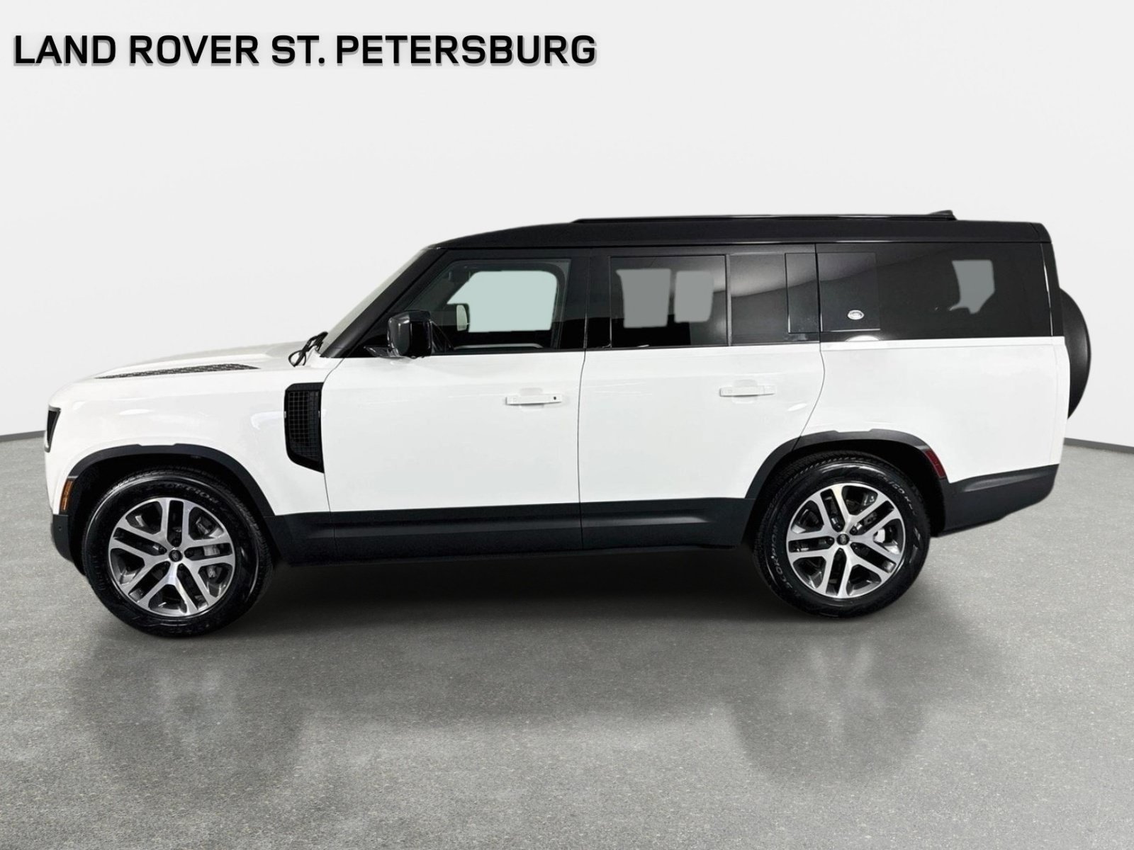 Used 2024 Land Rover Defender 130 S AWD/4WD image 8