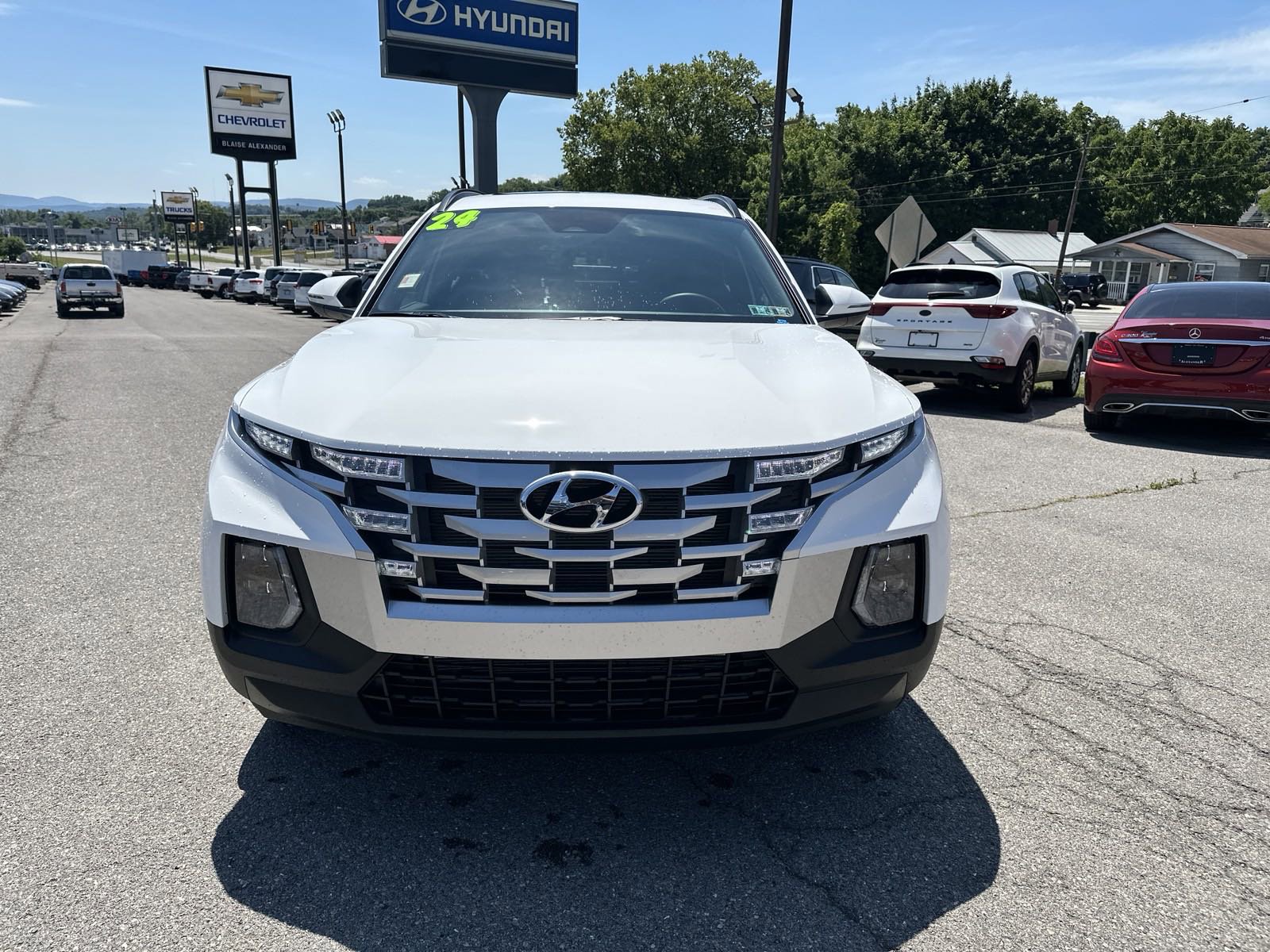 Used 2024 Hyundai Santa Cruz SEL w/ Activity Package image 9