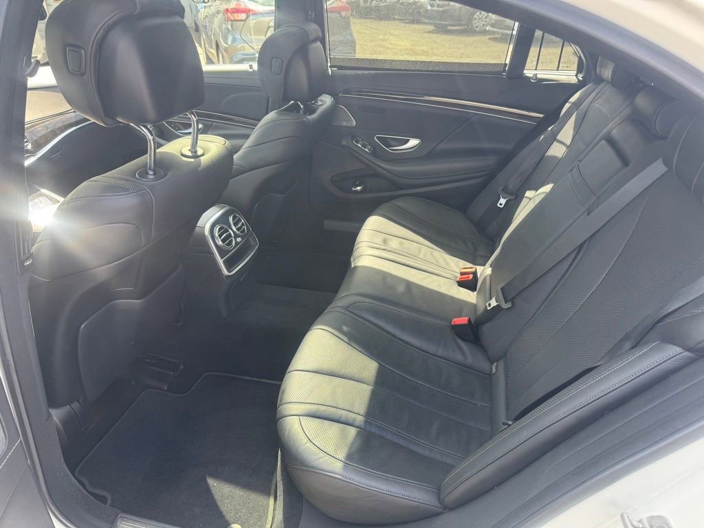 Used 2016 Mercedes-Benz S 550 4MATIC Sedan image 30