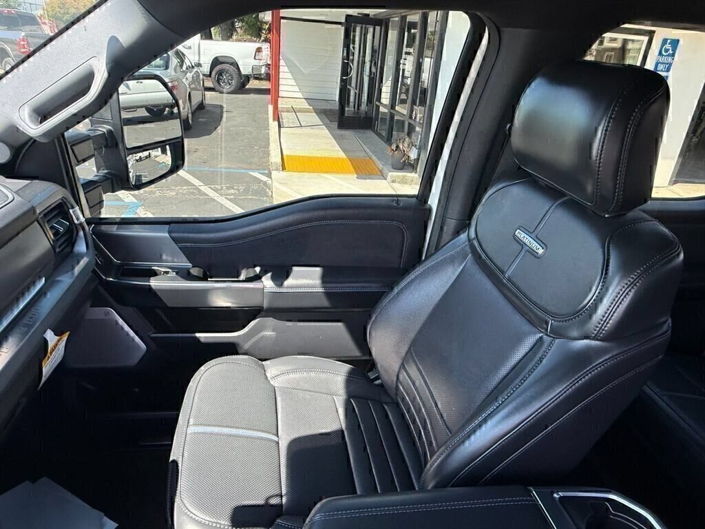 Used 2026 Ford F250 Platinum w/ FX4 Off-Road Package AWD/4WD image 10