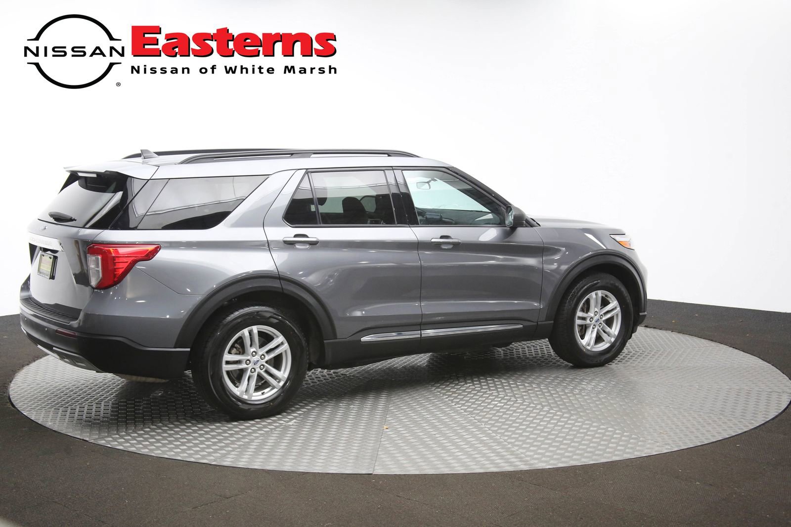 Used 2023 Ford Explorer XLT w/ Equipment Group 202A image 42