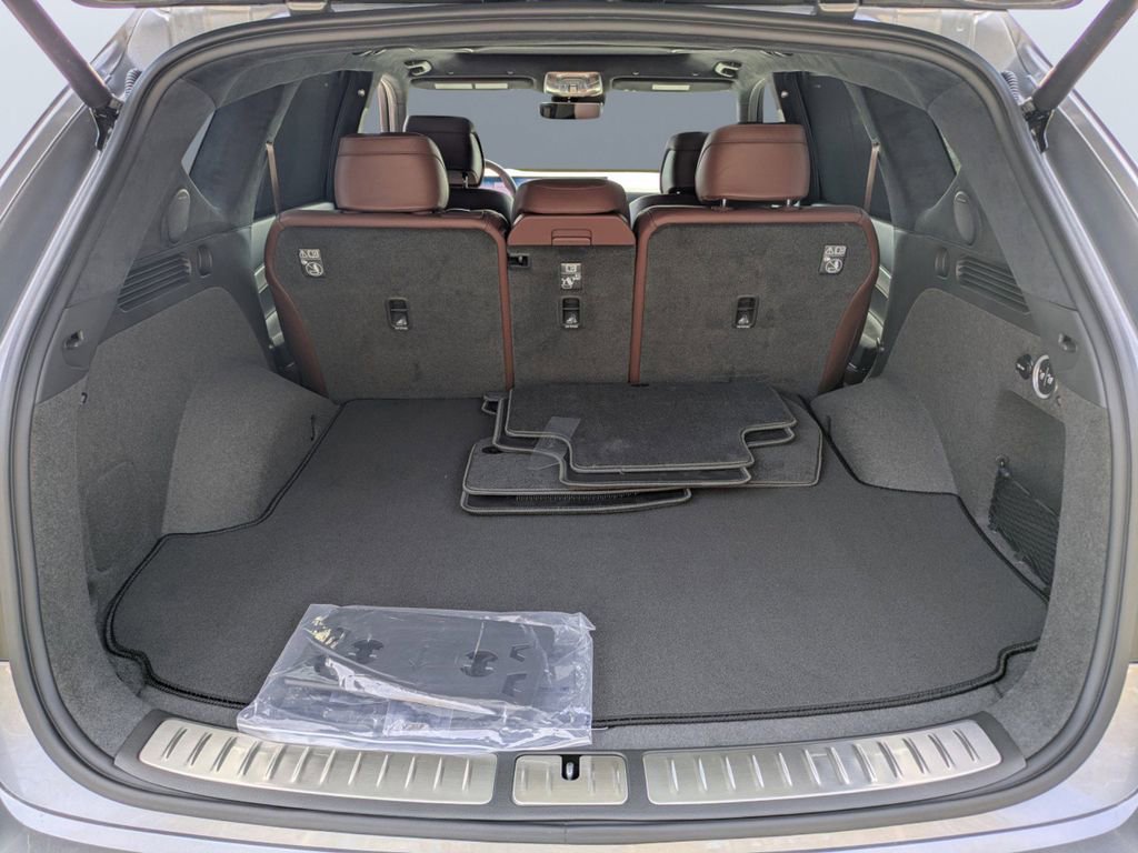 New 2025 Genesis GV80 3.5T Prestige image 14