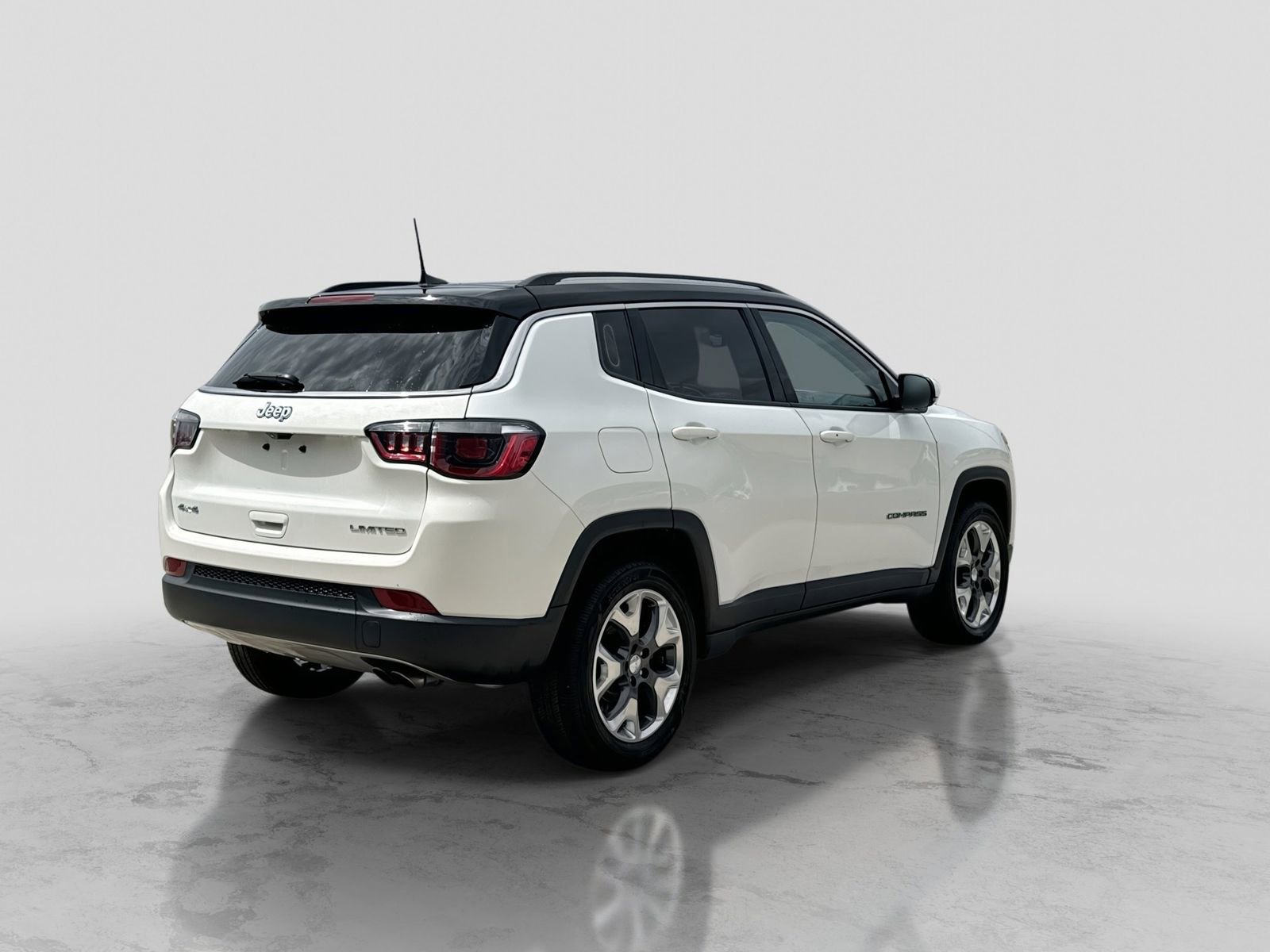 Used 2020 Jeep Compass Limited AWD/4WD image 8