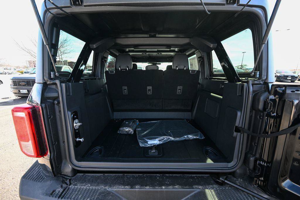 New 2026 Ford Bronco Big Bend w/ Black Diamond Package AWD/4WD image 13