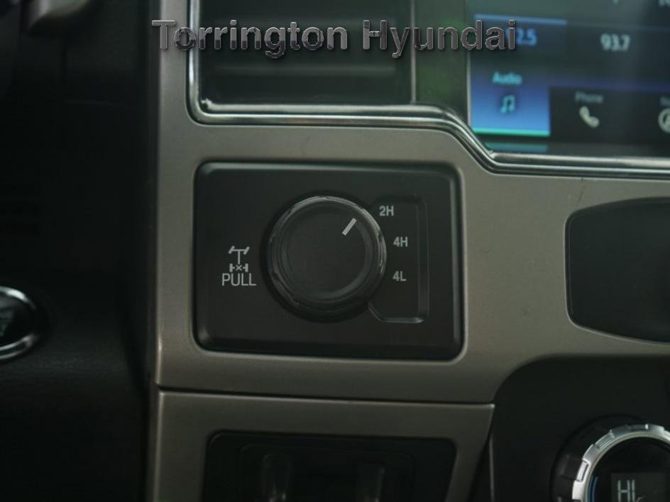 Used 2022 Ford F350 Lariat w/ Lariat Ultimate Package image 18