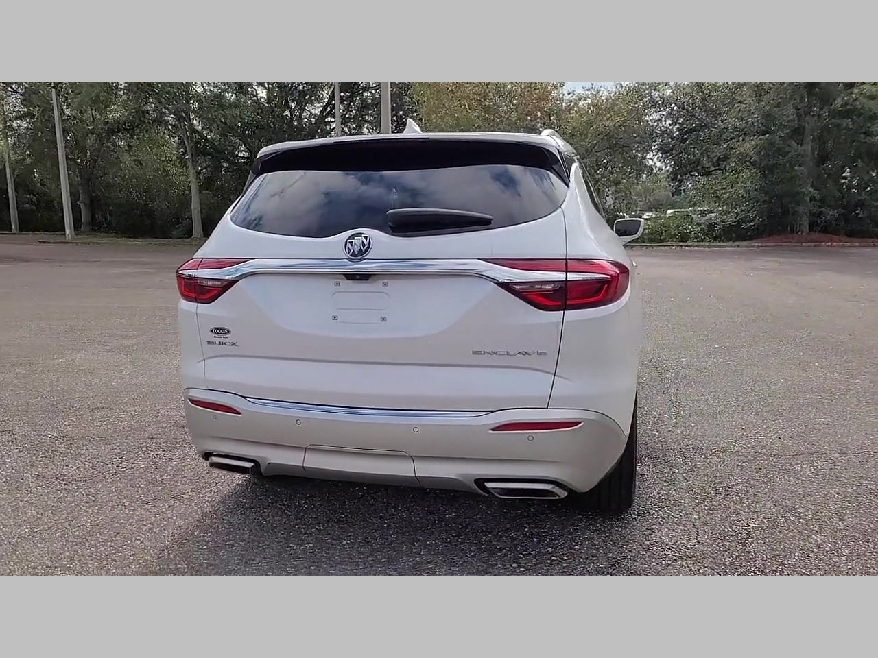 Used 2018 Buick Enclave Avenir w/ Avenir Technology Package image 21
