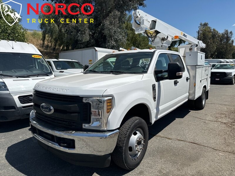 Used 2018 Ford F350 XL w/ Power Equipment Group AWD/4WD image 4