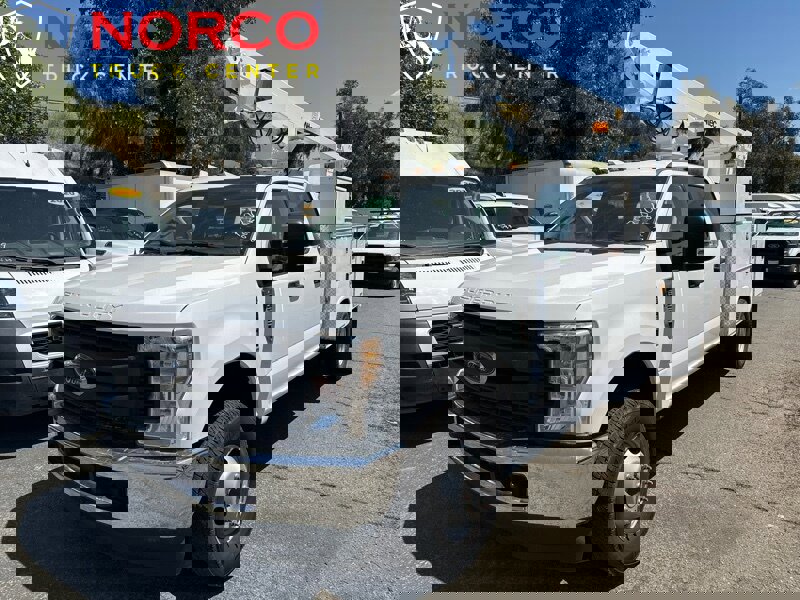 Used 2018 Ford F350 XL w/ Power Equipment Group image 4