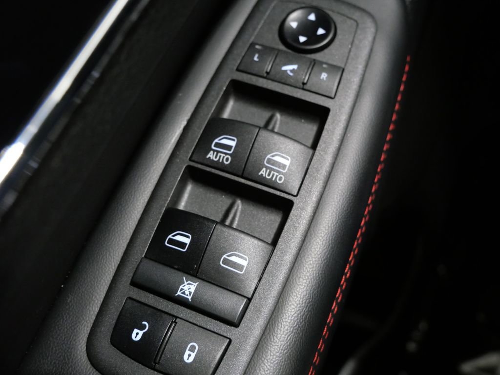 Used 2021 Jeep Grand Cherokee Trailhawk w/ Trailhawk Luxury Group AWD/4WD image 14