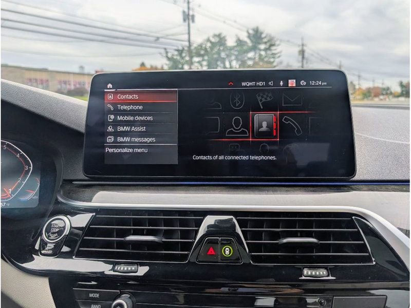 Used 2022 BMW 530i xDrive w/ M Sport Package image 25