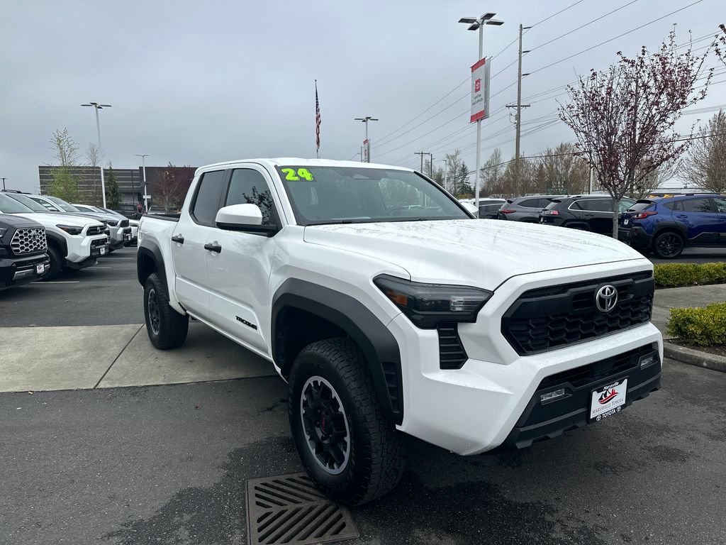 Used 2024 Toyota Tacoma TRD Off-Road AWD/4WD image 7