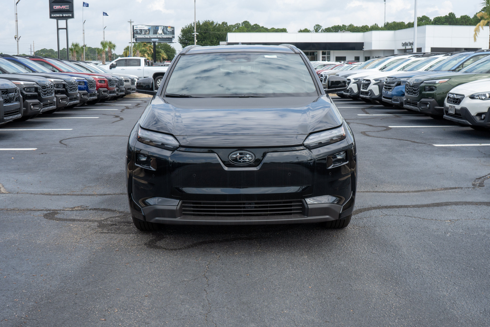 New 2026 Subaru Solterra w/ Premium Convenience Package AWD/4WD image 8
