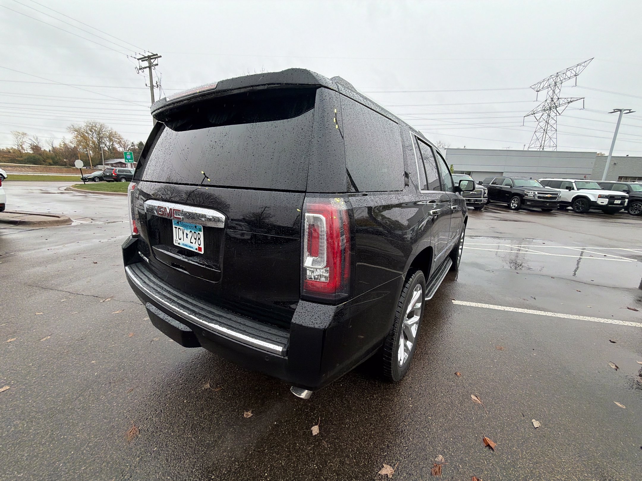 Used 2018 GMC Yukon Denali w/ Open Road Package AWD/4WD image 38