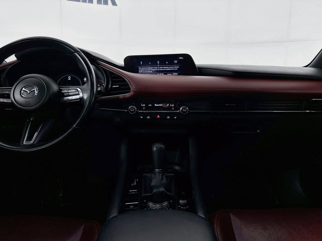 Used 2020 MAZDA MAZDA3 Hatchback w/ Premium Package FWD image 28