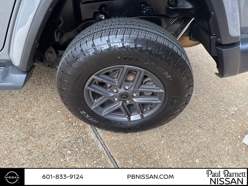 Used 2020 Jeep Wrangler Unlimited Sahara image 31