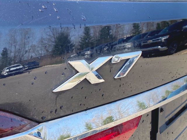 Used 2022 BMW X7 xDrive40i w/ M Sport Package image 12