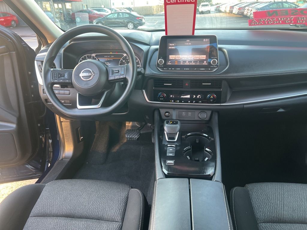 Certified 2024 Nissan Rogue SV image 18