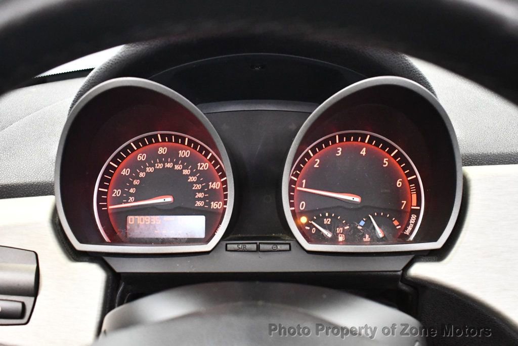 Used 2003 BMW Z4 3.0i RWD image 26