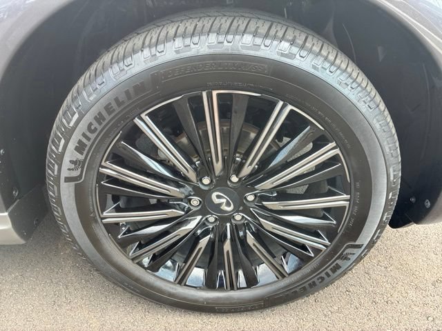 Used 2019 INFINITI QX80 Limited AWD/4WD image 13
