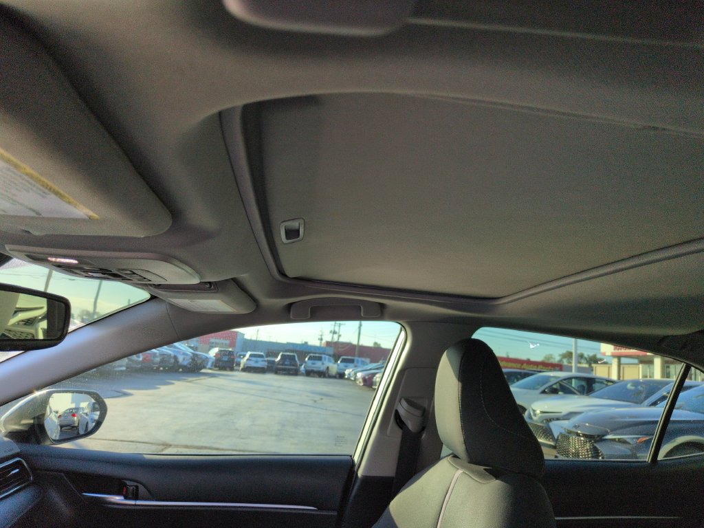 Used 2024 Toyota Camry LE w/ Convenience Package FWD image 21