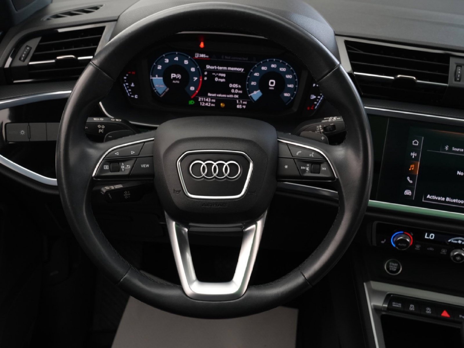 Used 2021 Audi Q3 2.0T Premium w/ Convenience Package AWD/4WD image 31