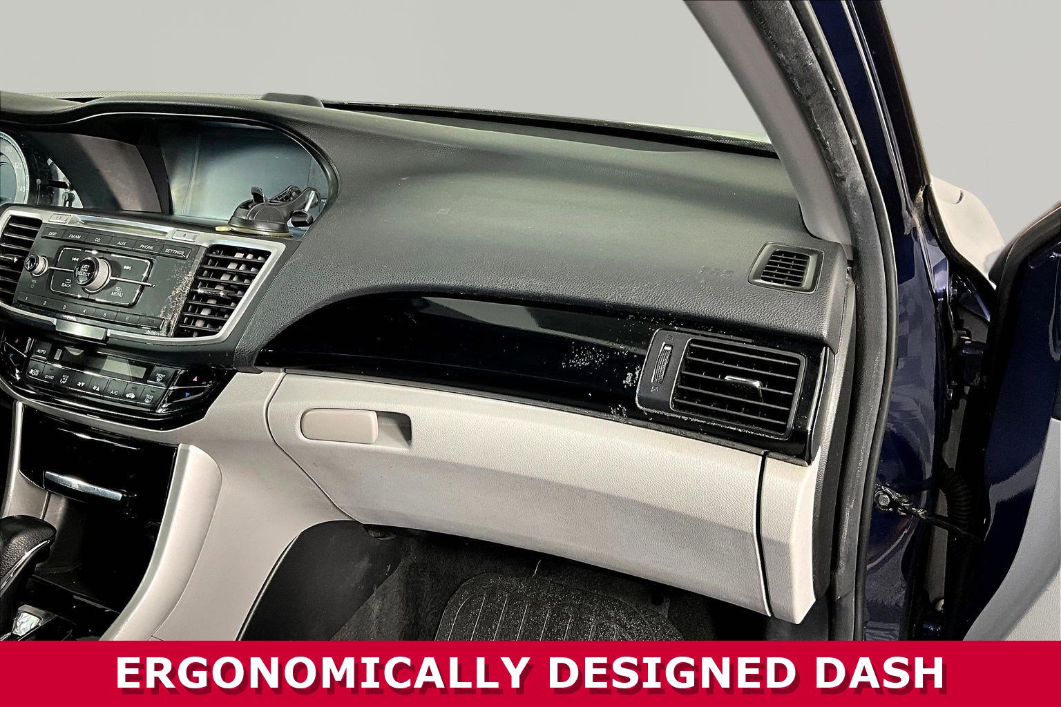 Used 2016 Honda Accord LX image 24